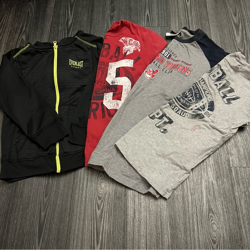 Boys long sleeve clothes size 8